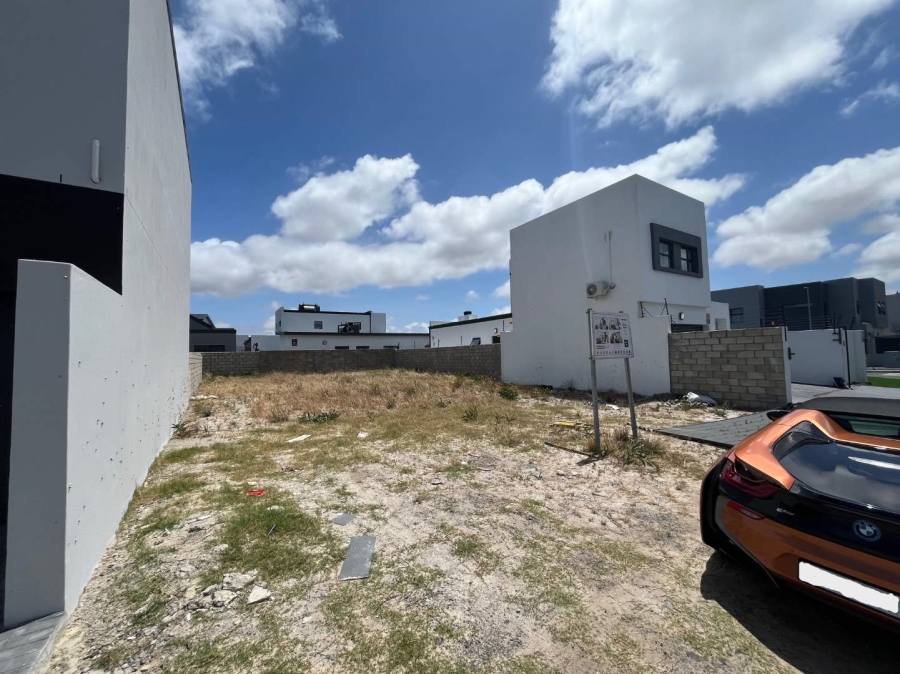 0 Bedroom Property for Sale in Sandown Western Cape